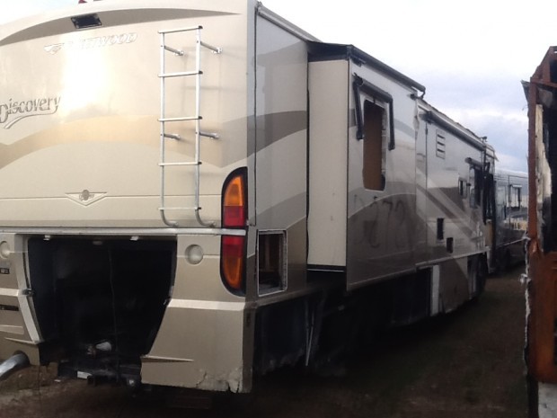 2002 FLEETWOOD AMERICAN EAGLE MOTORHOME USED SALVAGE PARTS FOR SALE